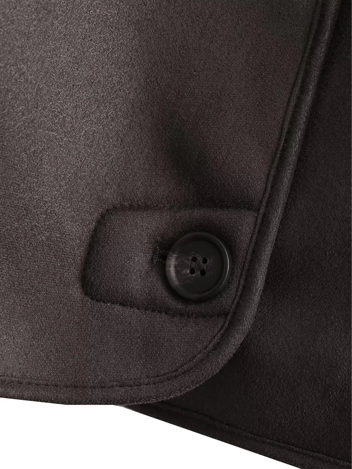 Casaco Feminino Oversized Peluciado em Couro PU com Botões e Bolsos - Viena