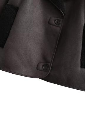 Casaco Feminino Oversized Peluciado em Couro PU com Botões e Bolsos - Viena